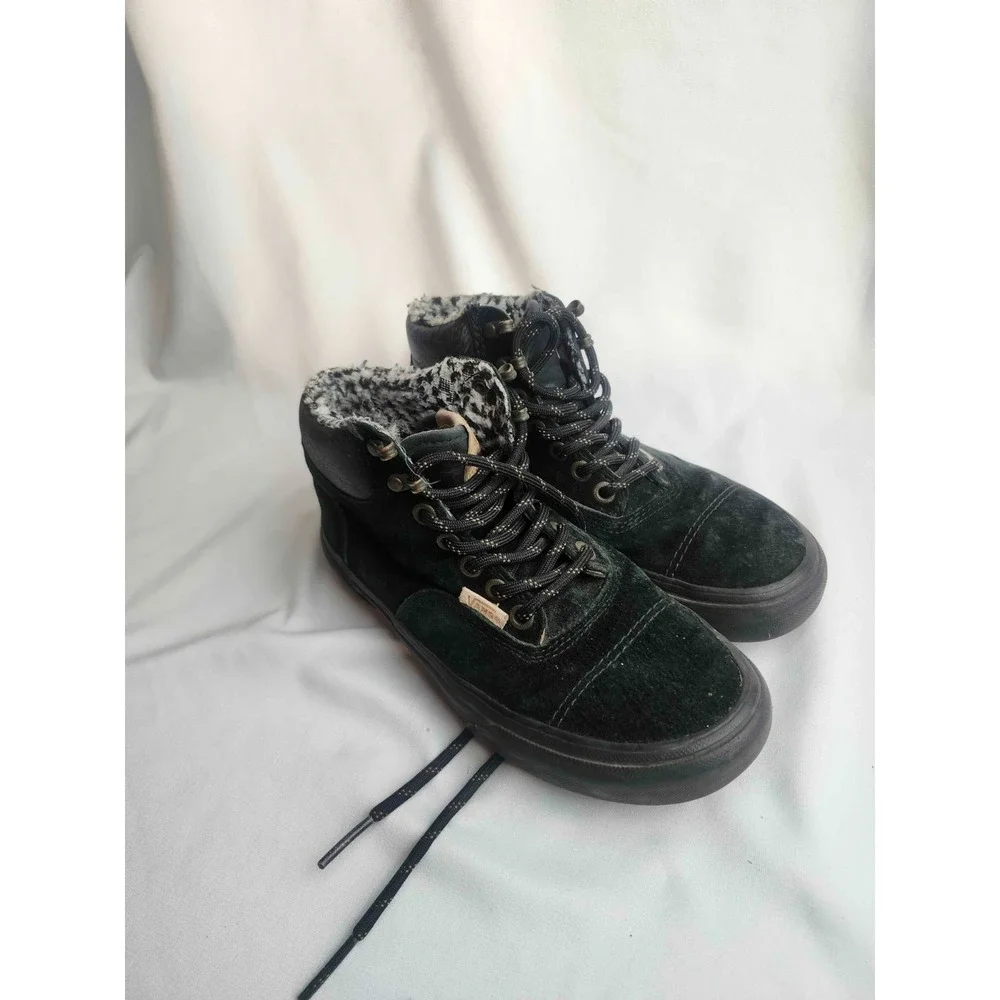 Vans MTE High Top Sneakers Mens Size 4.5 Black Suede Faux Fur Lined Winter Boots
